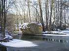 Bild: Br&uuml;ckenrest im Winter&nbsp;&ndash; Klick zum Vergr&ouml;&szlig;ern
